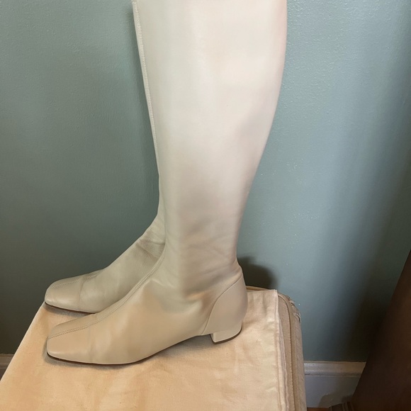 BY FAR Off White Edie boots, comes with original dust bag - Picture 11 of 13